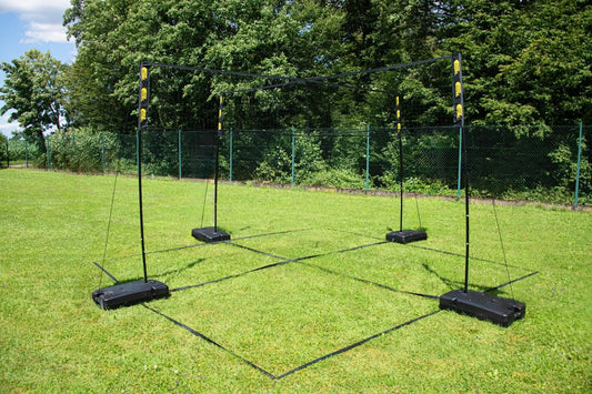 Volleyballnetz mit Pfosten für Garten, Strand und Training, höhenverstellbar, für den Außenbereich, mit Ball und Pumpe, mit Transporttasche, 2,43 m